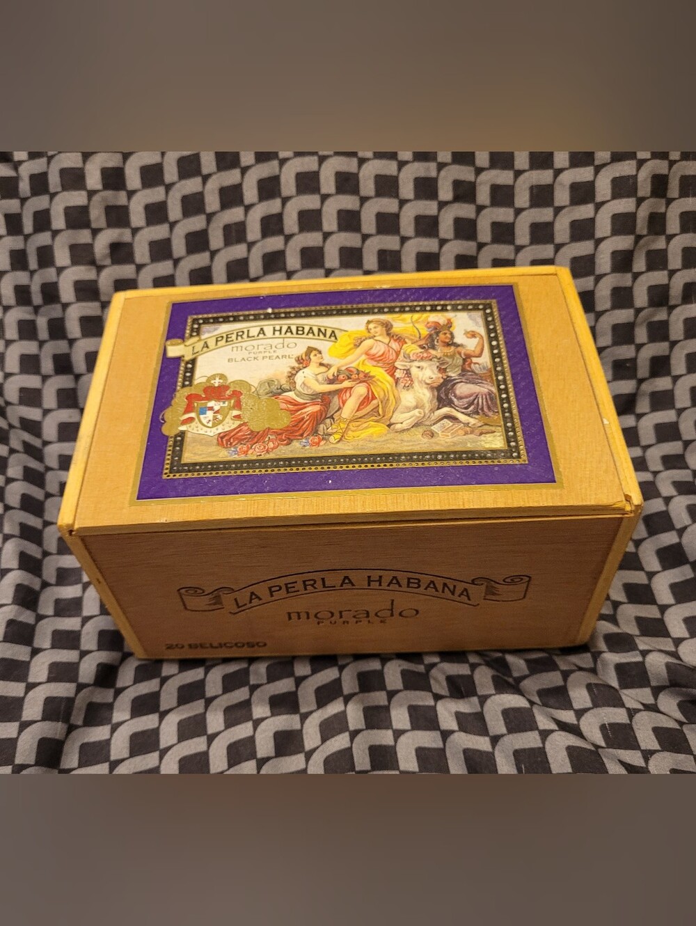 La Perla Habana Black Pearl Morado (Purple) Wooden Cigar Box ***EMPTY***